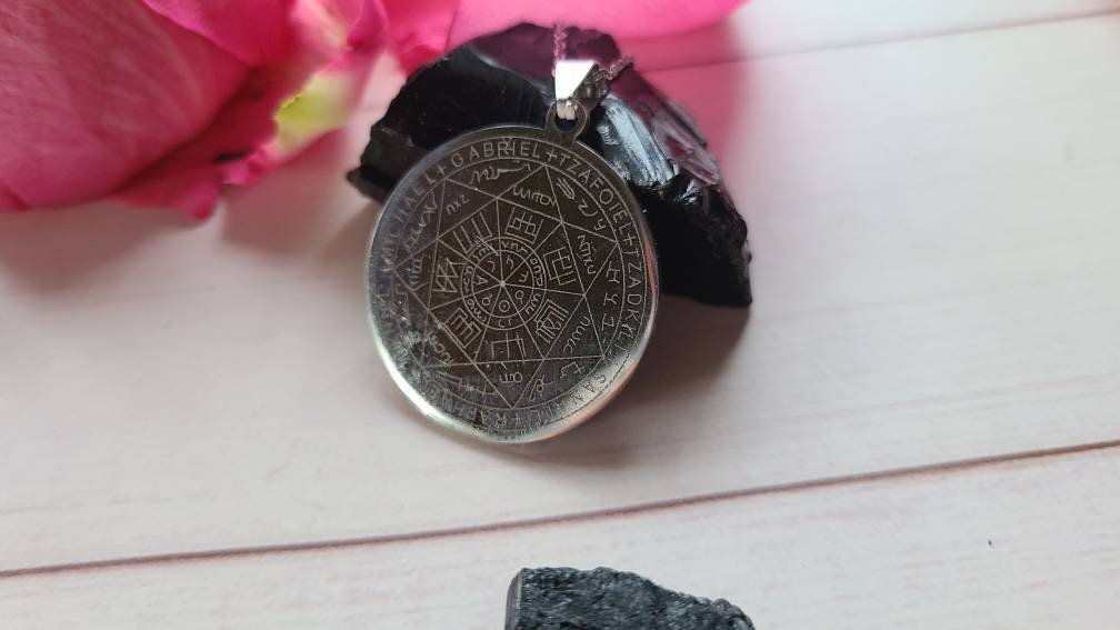 Protection Amulet Necklace - Jewelry Angels Seals Keep Safe Ward Off Evil - MysticBluuMoonTarot