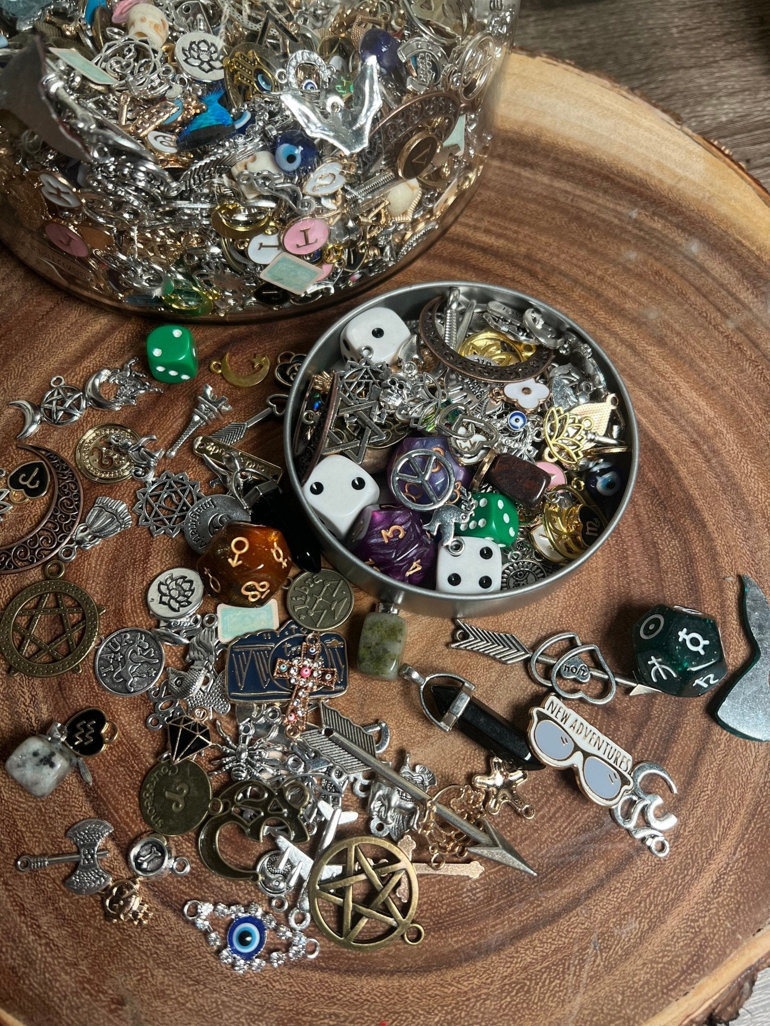 Confetti Scoop Charms | Tin Lucky Dip Mystery Divination Charm Casting Witch Kit Readings Silver Gold Enamel | Zodiac - MysticBluuMoonTarot